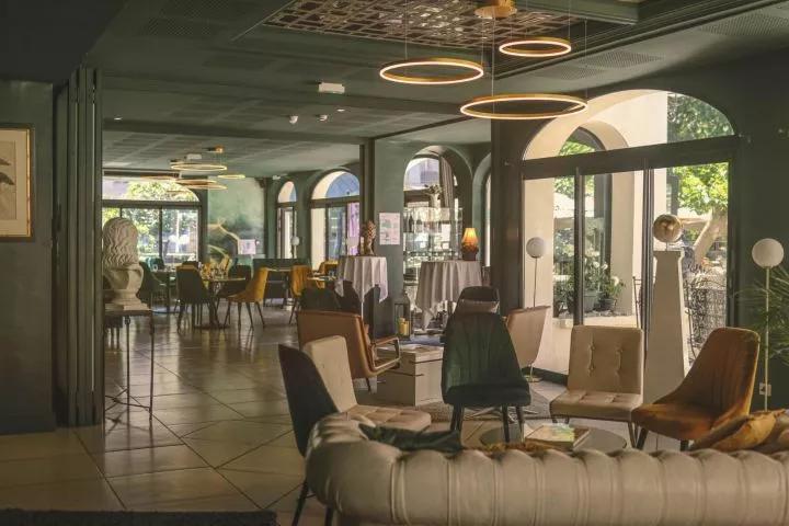 Hotel Du Parc image 2