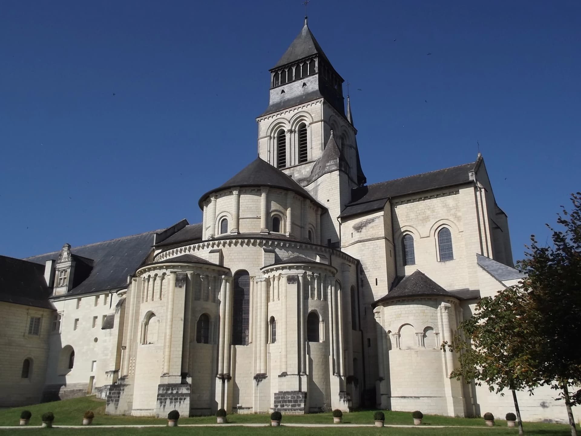 Fontevraud-l’Abbaye